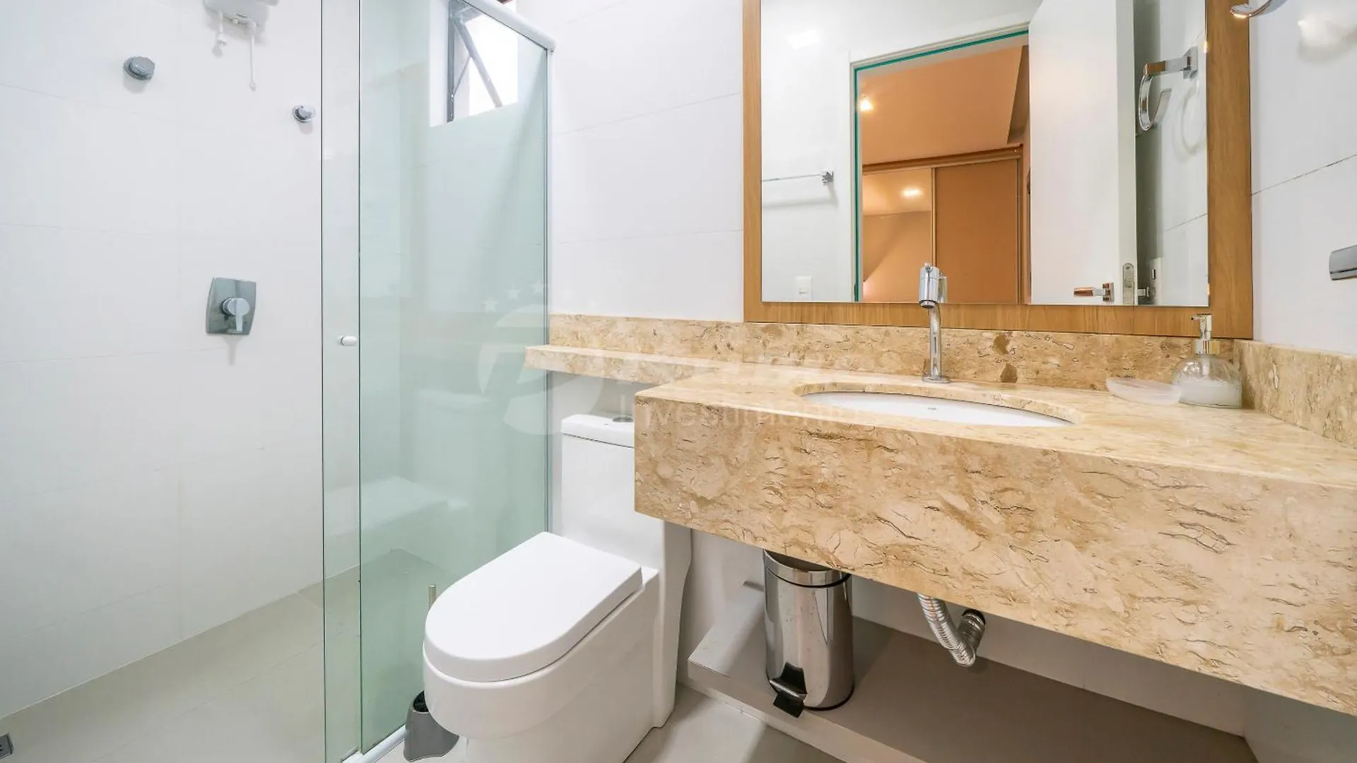 Lindo Apartamento Em Bombas - Areias De Bombas